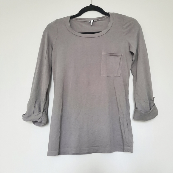 Soft Grey Long-sleeved Tee with Pocket - Picture 5 of 6